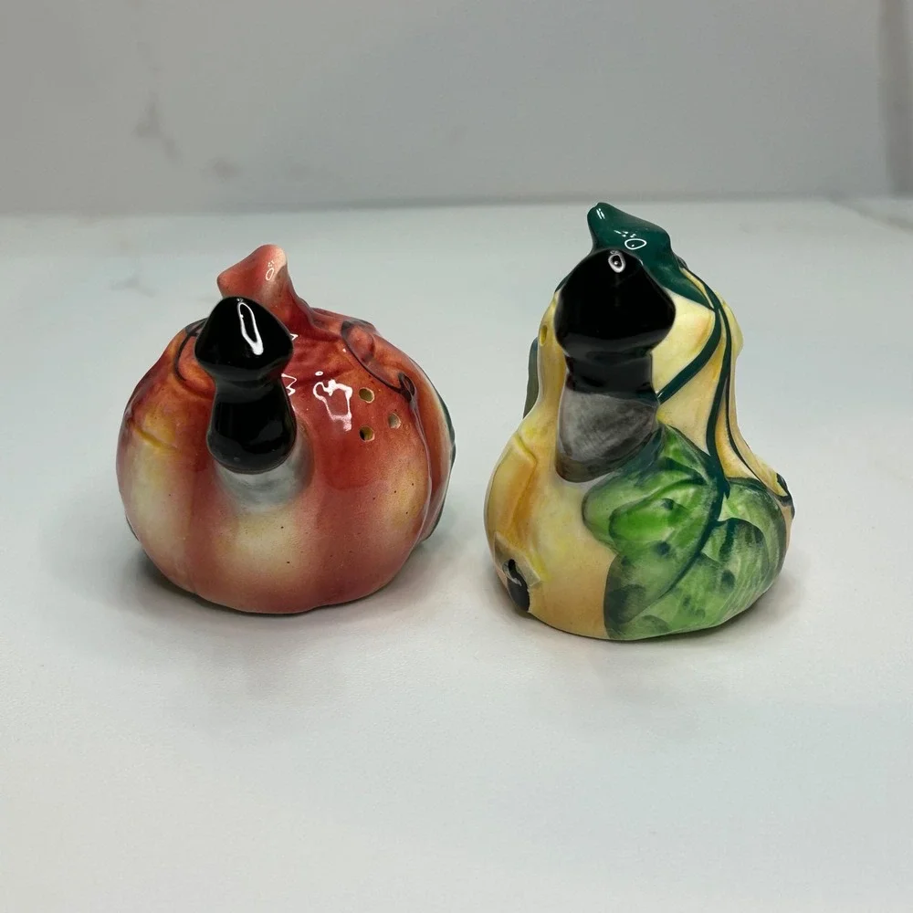Vintage Peter Peter Pumpkin Eater Salt and Pepper Shakers Japan Mivao Ceramic